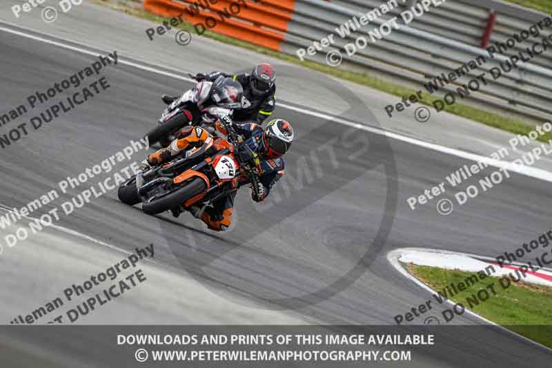 cadwell no limits trackday;cadwell park;cadwell park photographs;cadwell trackday photographs;enduro digital images;event digital images;eventdigitalimages;navarra;no limits trackdays;peter wileman photography;racing digital images;trackday digital images;trackday photos